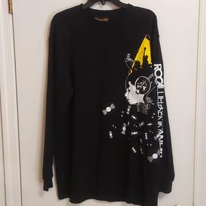 Roca Wear Sz L Graphic Tee  LS  FINAL